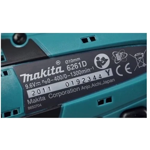 Шуруповерт аккумуляторный Makita 6261DWE: Тип патрона быстрозажимной