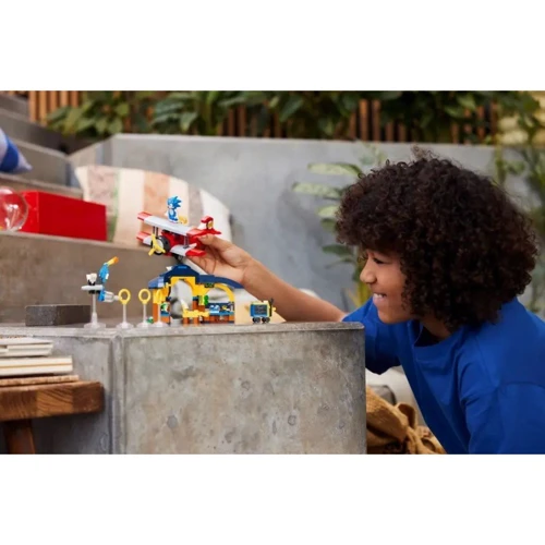 Конструктор LEGO Ideas Sonic the Hedgehog Майстерня Тейлза та літак Торнадо (76991) фото 7