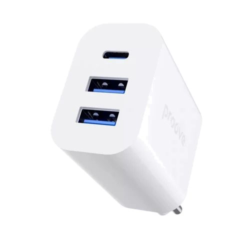 Зарядное устройство Proove Wall Charger 2xUSB+USB-C Rapid 30W White (WCRP30210002): Количество USB-портов 3