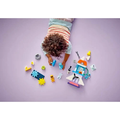 Конструктор LEGO DUPLO Town Приключения на космическом шаттле 3в1 (10422) фото 7