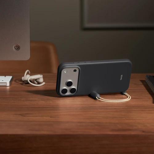 Чехол для iPhone Beats iPhone 17 Pro Max Kickstand Case with MagSafe and Camera Control - Granite Gray (MGY94)
