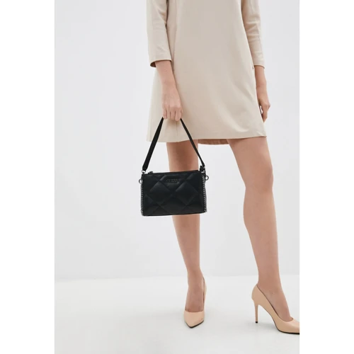 Женская сумка через плечо Guess Khatia Top Zip Shoulder Bag черная (HWQM8381180-BLA): Пол Женский