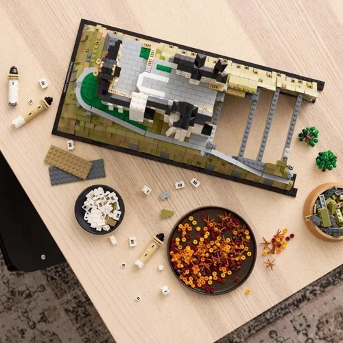 Конструктор LEGO Architecture Замок Нойшванштайн (21063)