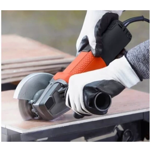 Болгарка (Кутова шліфувальна машина) Black+Decker BEG120 UA: Різьба шпинделя М14