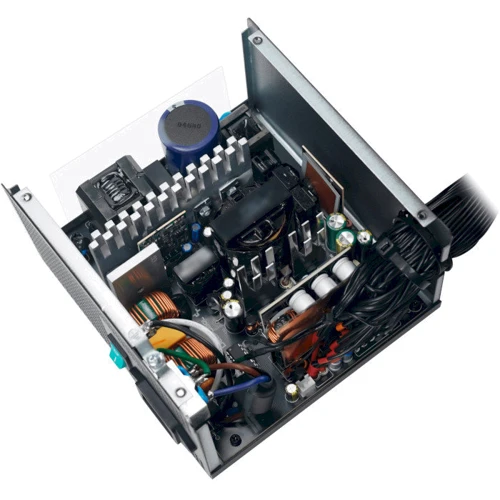 Блок питания Deepcool PN750D (R-PN750D-FC0B-EU): Вентилятор задней стенки 120 мм