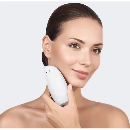 Очисна щітка для обличчя GESKE Sonic Thermo Facial Brush&Face-Lifter 8в1 white фото 4