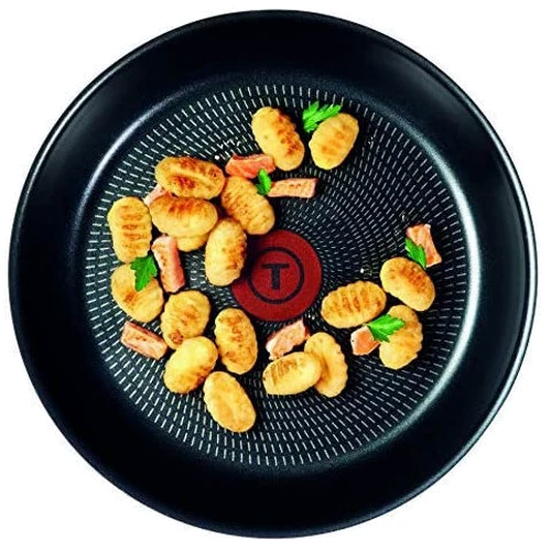 Tefal Essential 24 см (B3130462): Материал ручки Бакелит