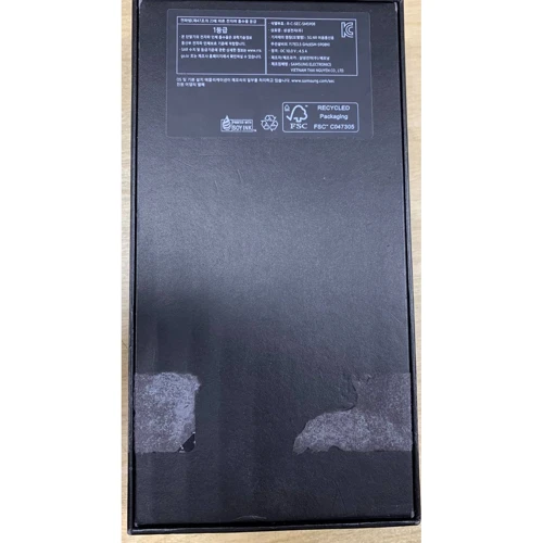 Смартфон Samsung Galaxy S22 Ultra 12/256GB Dual Phantom Black S9080 (Snapdragon) (78753890) Approved: Причина уценки нетоварный вид упаковки