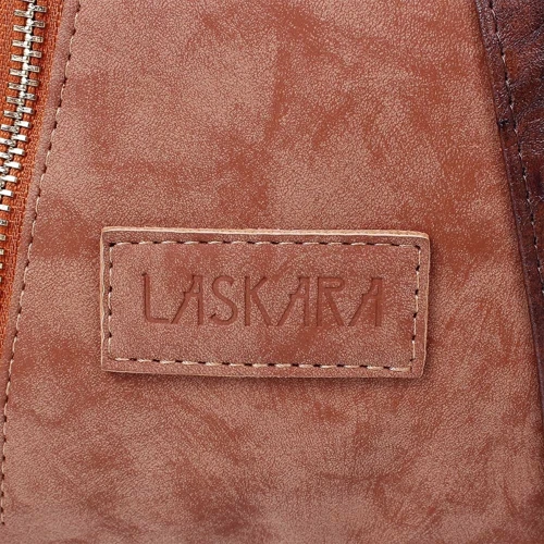 Жіноча сумка-мішок Laskara коричнева (LK10204-choco-camel): Тип ручки Зі знімним ременем, Плечовий ремінь, Довга ручка