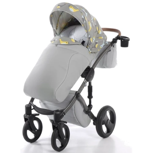 Универсальная коляска 2 в 1 Junama Madena Limited Edition Skylark: Возможность установки люльки есть