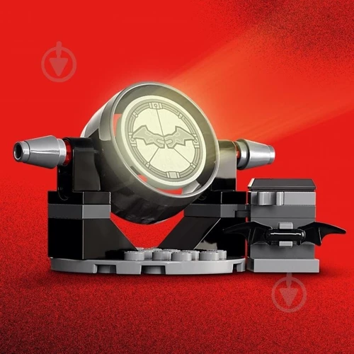 Конструктор LEGO Super Heroes DC Batman Бетмен та Селіна Кайл: переслідування на мотоциклі (76179) фото 6