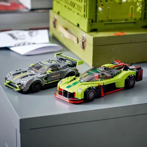 Конструктор LEGO Speed Champions Aston Martin Valk 592 детали (76910): Рекомендуемый возраст 9+