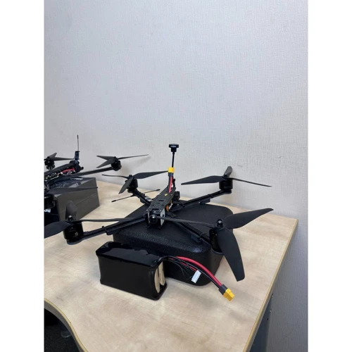 Air Space Logic FPV Камикадзе 8" R2 (с акб): Тип гаджета Квадрокоптеры