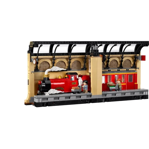Конструктор LEGO Harry Potter Бук нук: Хогвартский экспресс (76450): Количество деталей, шт. 832