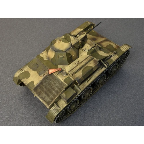 Сборная модель MiniArt Советский легкий танк Т-60 завода №264 с интерьером (MA35219) фото 4