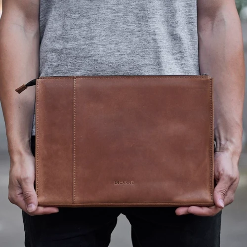 Сумка для ноутбуков INCARNE Handmade New Zipper Cognac for Laptop: Цвет коричневый