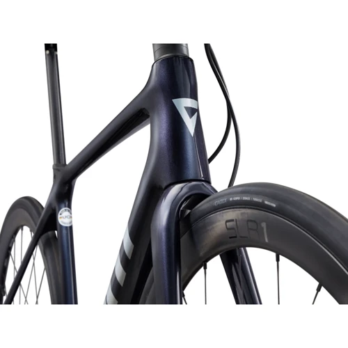 Велосипед Giant TCR Advanced Pro 0 Disc Di2 Cold Night ML (2300347106): Конструкція вилки Жесткая