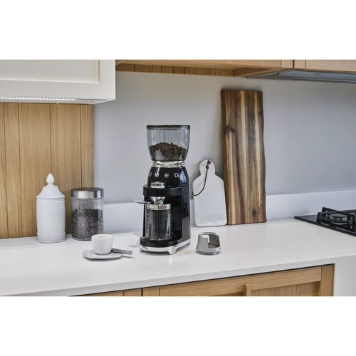 Кофемолка Smeg CGF01BLEU: Вместимость, г 350