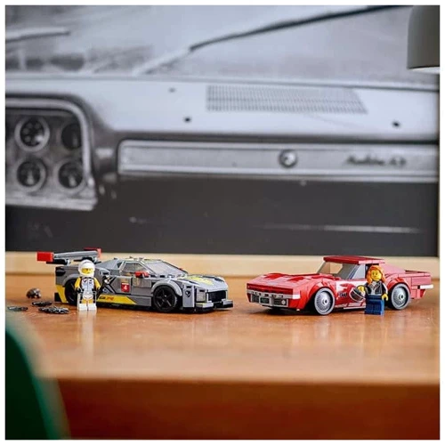LEGO Speed Champions Chevrolet Corvette C8.R Race Car and 1968 Chevrolet Corvette (76903) фото 6