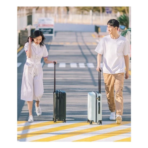 Чемодан RunMi Xiaomi Ninetygo Polka dots Luggage 24 Black черный (6934177714597): Габариты 60.5 x 43 x 25 см см