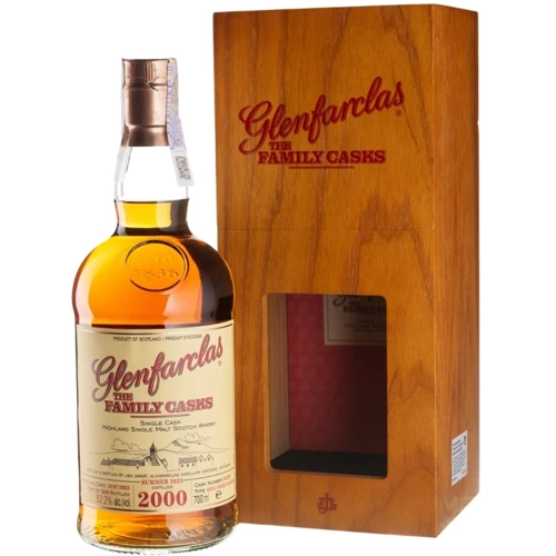 Виски Glenfarclas The Family Cask 2000 S23 #6226 52.2 % 0.7 л WB (BWT5167)