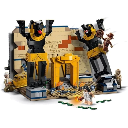 Конструктор LEGO Indiana Jones Втеча зі втраченої гробниці 600 деталей (77013): Рекомендований вік 8