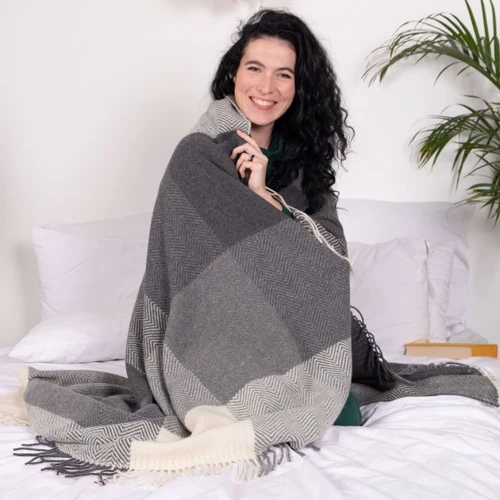 Плед Love You мериносовый клетка белый-светло-серый-темно-серый 140x200 см (4502)