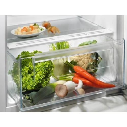 Встраиваемый холодильник Electrolux LFB3AE12S1: Класс энергопотребления A+