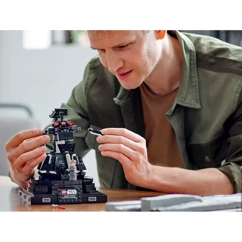 Конструктор LEGO Star Wars Камера для медитации Дарта Вейдера (75296): Рекомендуемый возраст 18+