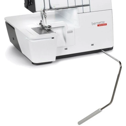 Оверлок Bernina Bernette B64 Airlock: Мощность, Вт 105
