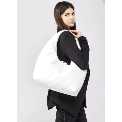 Жіноча сумка хобо Sambag хобо L біла (53300038): Матеріал Искусственная кожа