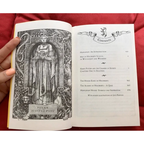 J. K. Rowling: Harry Potter and the Chamber of Secrets – Hufflepuff Edition: Производитель Bloomsbury Children's Books
