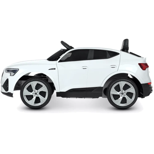 Детский электромобиль Bambi Racer Audi e-tron 60W, белый (M 4806EBLR-1): Вид автомобиль