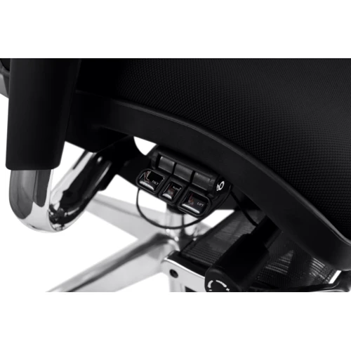 Кресло GT Racer X-802L Black (W-21 B-41): Оснащение Подставка для ног, С колесиками, С крестовиной, Механизм качания, Подголовник, Подлокотники