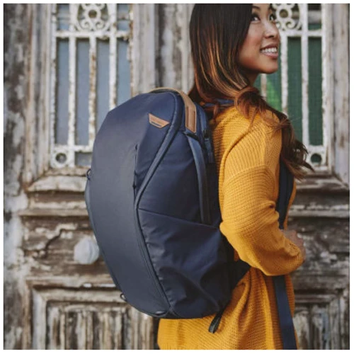 Peak Design Everyday Backpack Zip 15L Midnight (BEDBZ-15-MN-2) for MacBook 13-14": Матеріал нейлон