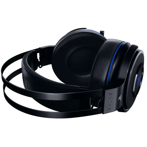 Навушники Razer Thresher Wireless for PS4 (RZ04-02580100-R3G1): Тип конструкції повнорозмірні