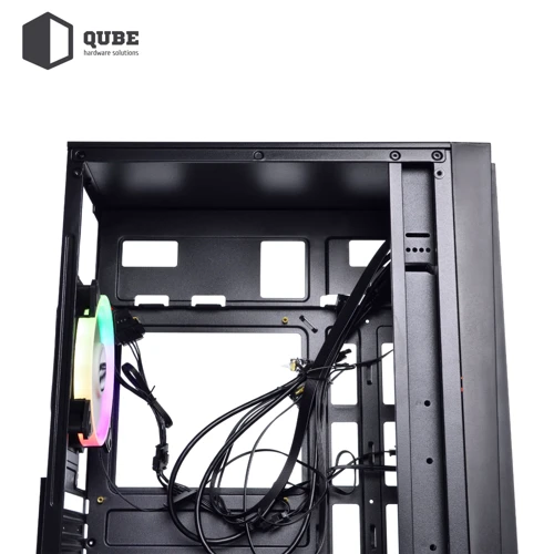 Корпус QUBE QBC01_FCNU3: Материал передней панели пластик и металл