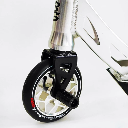 Самокат трюковий Best Scooter Freestyle Pro White (115639): Матеріал коліс поліуретан