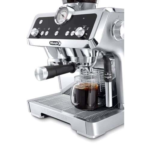 Кавоварка DeLonghi EC 9335 M (T): Тип ріжкова кавоварка еспресо
