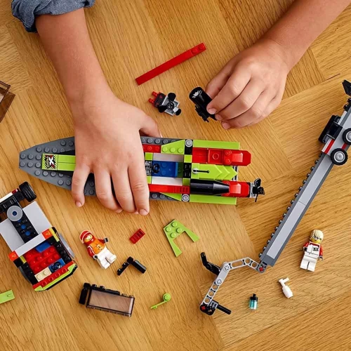 Конструктор LEGO City Транспортировщик швидкісних катерів (60254): Рекомендований вік від 5 до 12 років