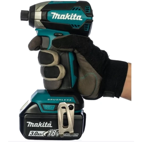 Аккумуляторный гайковерт Makita DTD153RFE: Питание от аккумулятора