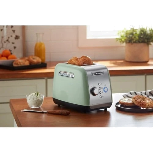 Тостер KitchenAid 5KMT221EPT: Съемный поддон для сбора крошек есть