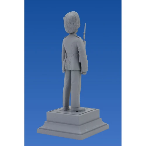 Гренадер королівської гвардії Великобританії British Grenadier Queen's Guards (ICM16001): Масштаб 1:16