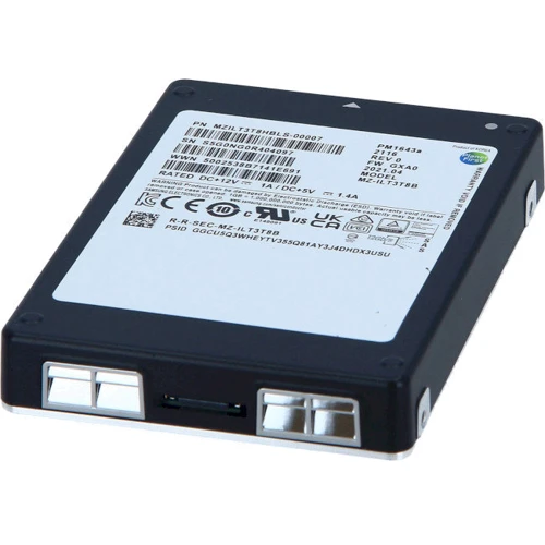 Samsung PM1643a 3.84 TB (MZILT3T8HBLS-00007): Тип накопителя внутренний