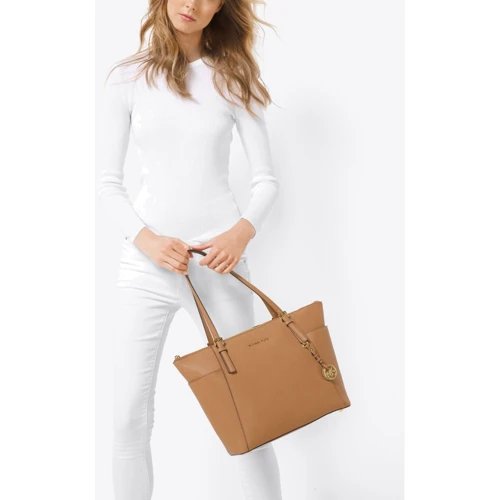 Женская сумка тоут Michael Kors Jet Set Item светло-коричневая (30F2GTTT8L203): Страна производитель США