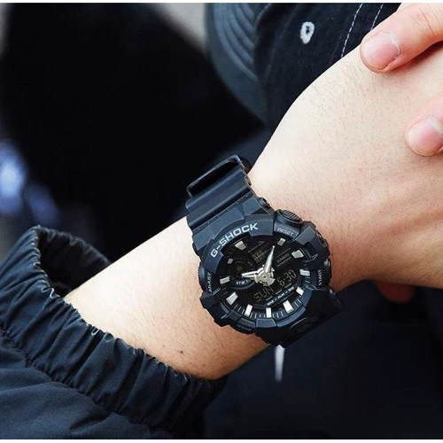 Наручний годинник Casio G-SHOCK GA-700-1BER: Водонепроникність 20 ATM