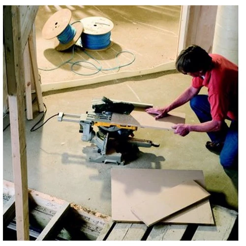 Пила торцовочная DeWalt D27111