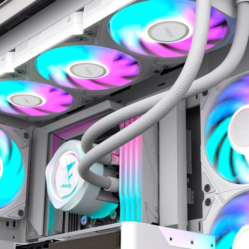 Кулер GIGABYTE AORUS EZ CHAIN FAN 120 ICE (GP-ECFAN1201 ICE)