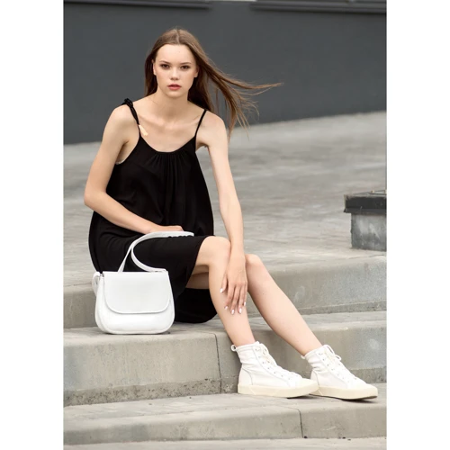 Женская сумка почтальонка Sambag Rose BZN белая (94000008): Пол Женский
