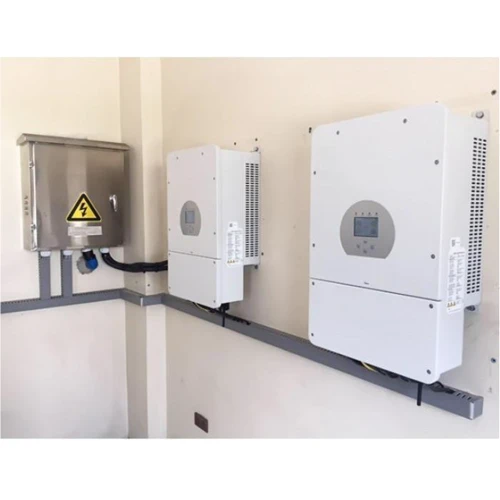 Гібридний сонячний інвертор (hybrid) Deye SUN-5K-SG03LP1-EU WiFi, 5kW 1 фаза: Форма вихідного сигналу Чиста синусоїда